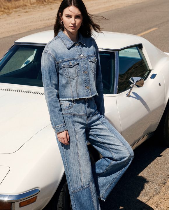 denim-set-kv-v2-05-low-poster-negative-space